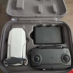 Drone - DJI  Mavic Mini Combo