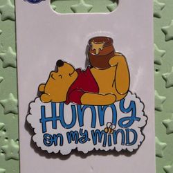 Winnie The Pooh "Hunny On My Mind" Pin