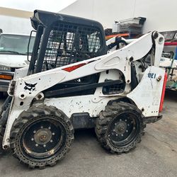 Bobcat S770 skid steer