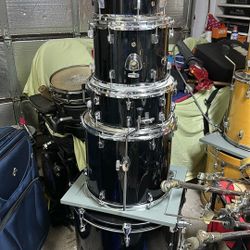 Pearl Roadshow 5 Piece Drum Set