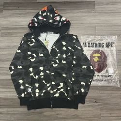 BAPE GLOW IN THE DARK HOODIE (M-XL)