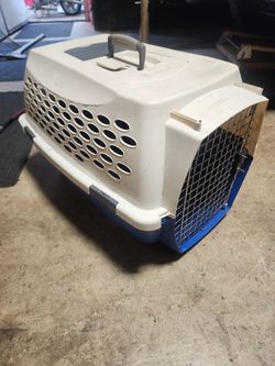 Petmate Kennel Cab Pet Carrier