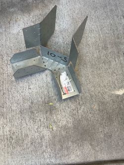 Simpson hip connector