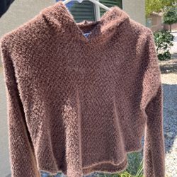 hollister xxs fluffy hoodie long sleeve