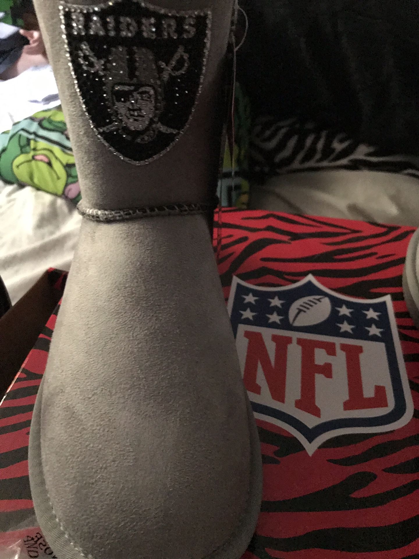 New nfl raider bling boots size 7