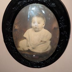 1890s Frame And Photo 