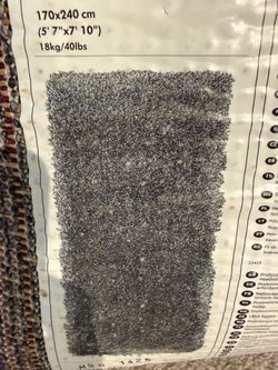 Rug 5’7’’x7’10’’