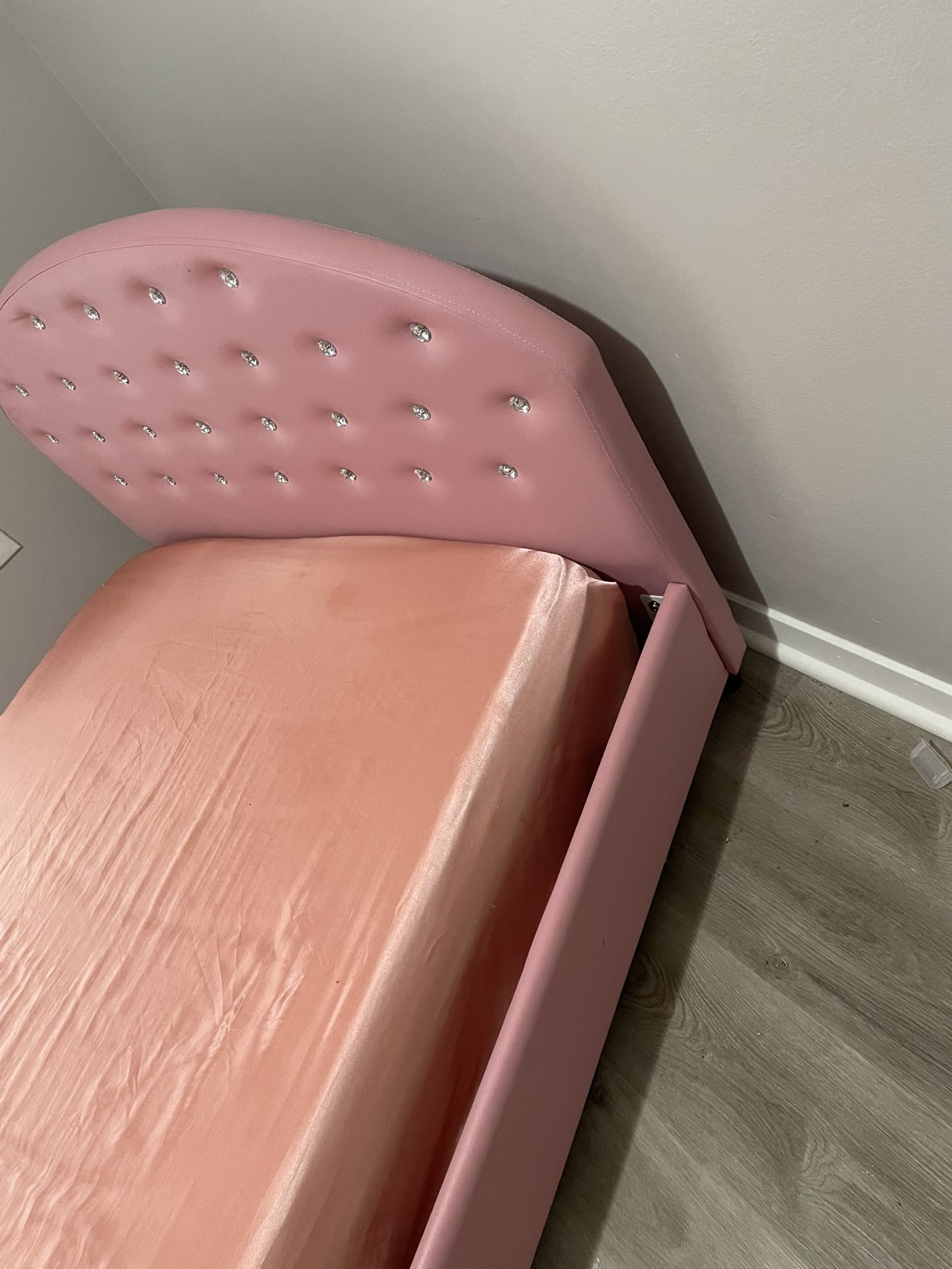 Twin Mattress And Bed Together