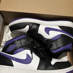Jordan 1 mid