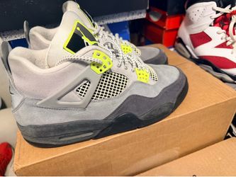 Jordan 4 neons