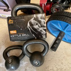 Kettle Bells + Ab Roller Set Great Condition- Home Gym