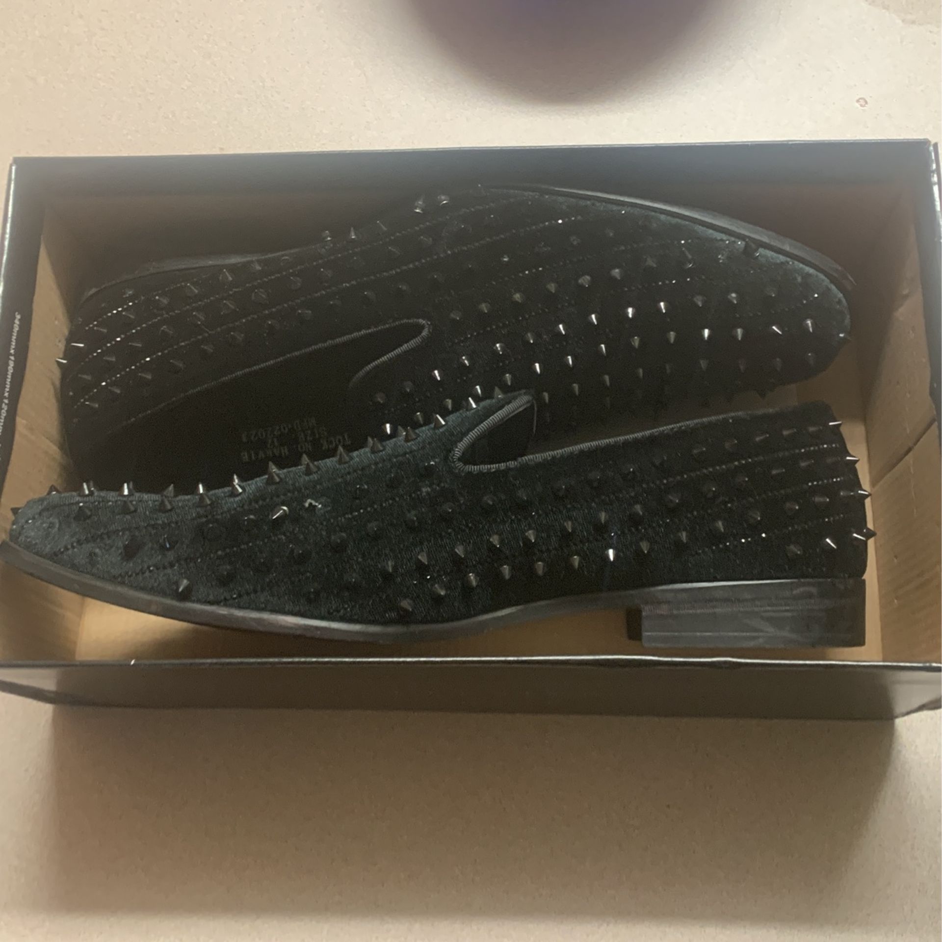 red bottom dress shoes Men most wanted