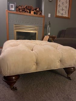 Ethan Allen Ottoman