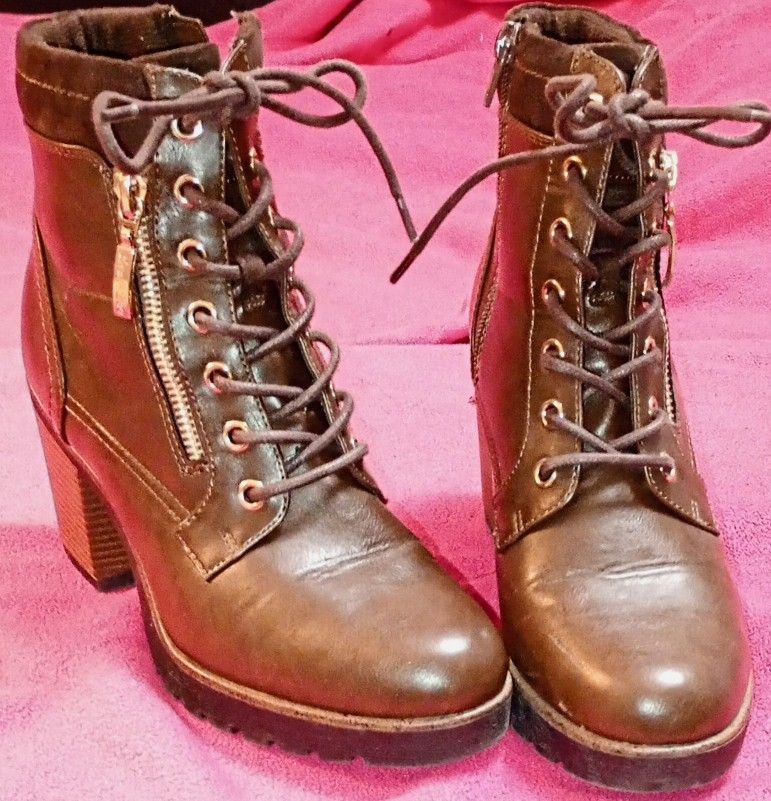 Eva & Zoe Palmer Brown Combat Boots Size 7