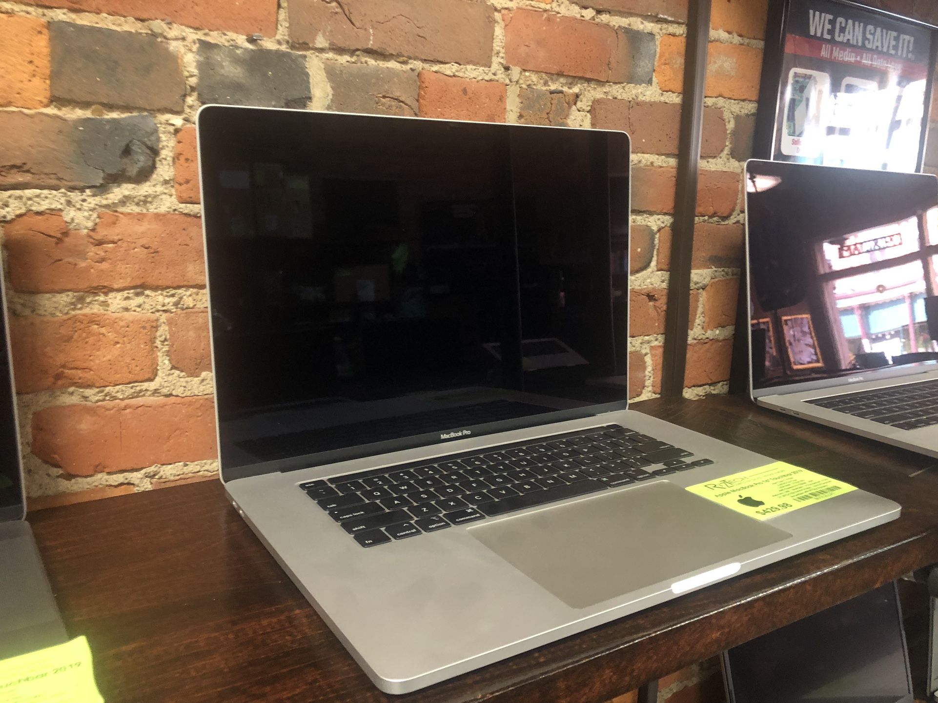 Apple MacBook Pro 16" Touch Bar (2019) – $429.98