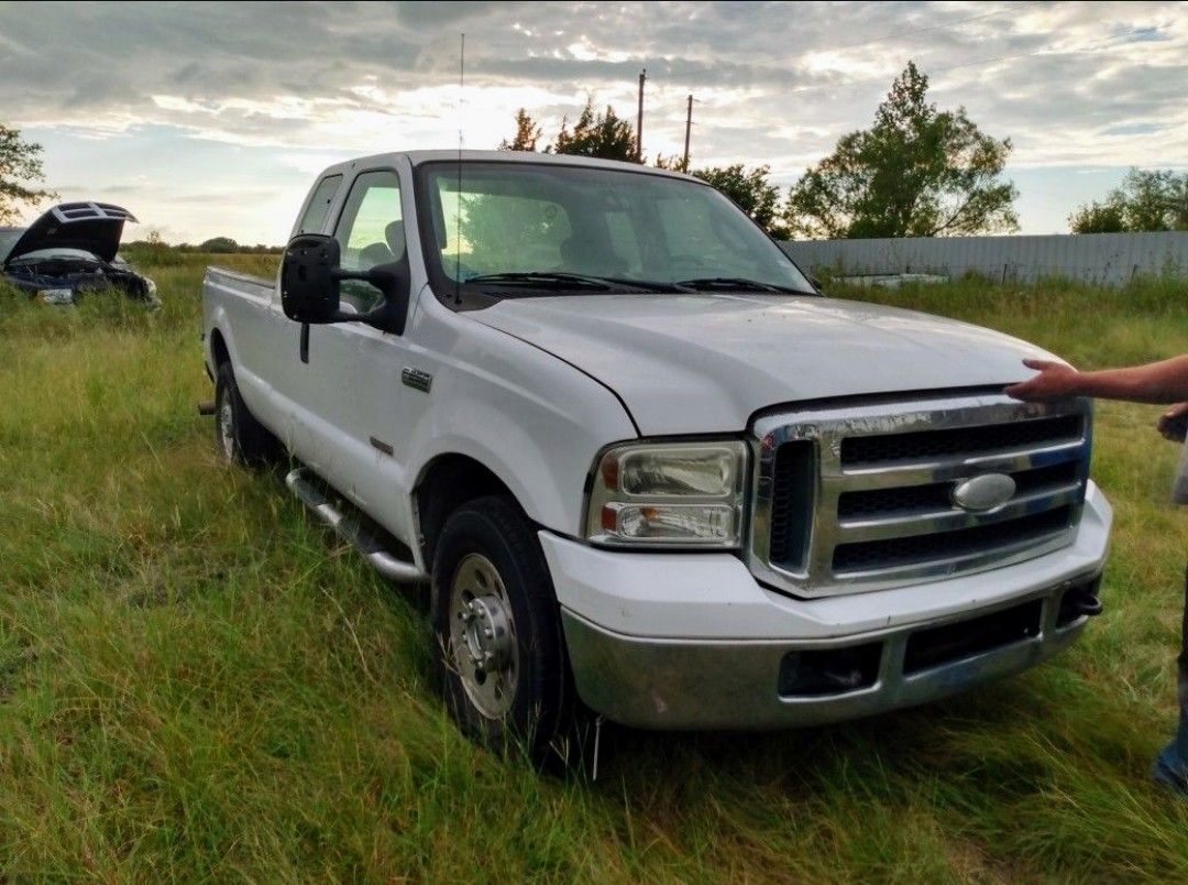 2007 Ford F250 SUPER DUTY (Parts! Parts! Parts!)