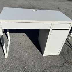 Ikea Desk 