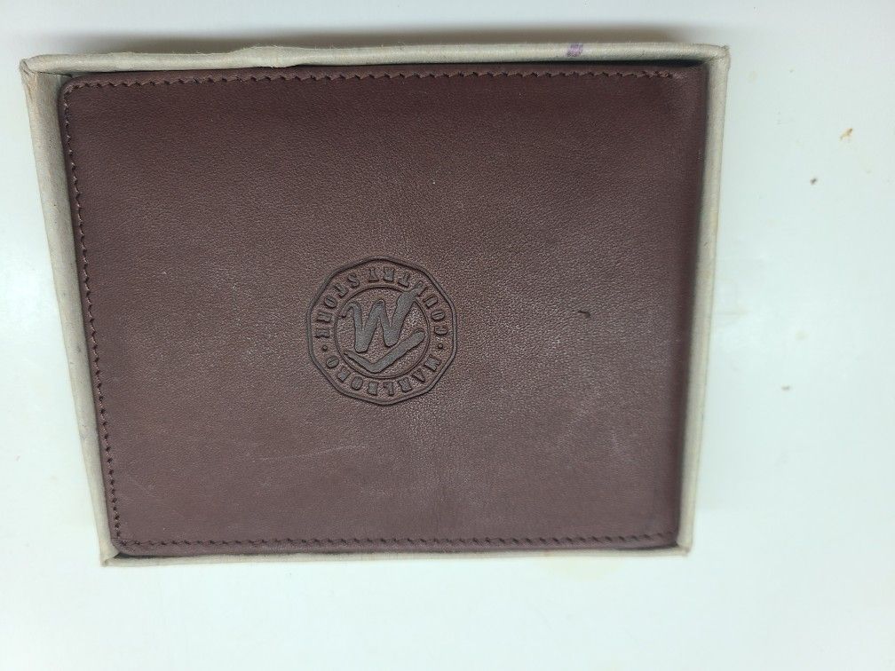 MARLBORO LEATHER WALLET 