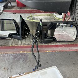 03-06 Chevy Mirrors