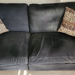 Couch (Black)