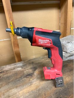 Milwaukee drywall screw gun