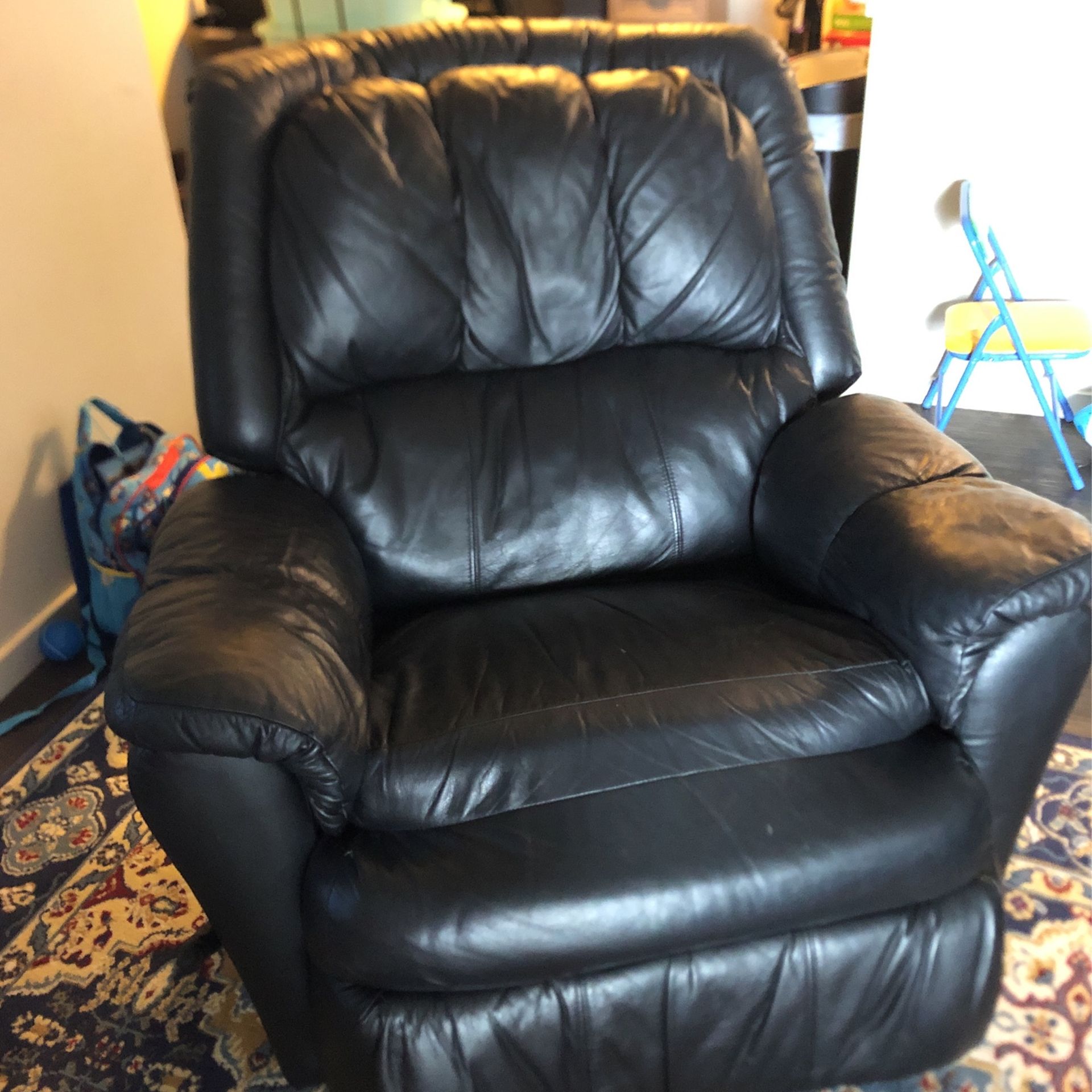 Rocker recliner