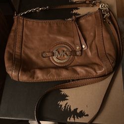 Leather Purse/Micheal Kors