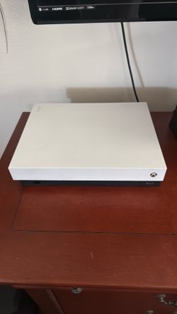 2018 Xbox one X 1TB