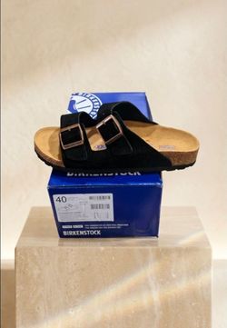 BKIRKENSTOCK SANDALS