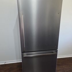 Hisense Refrigerator 