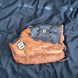 Wilson A800 Glove
