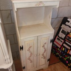 Cute Country Wood Shelf