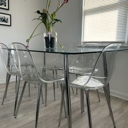 Comedor moderno de vidrio + 4 sillas acrílicas (estilo lujo minimalista)