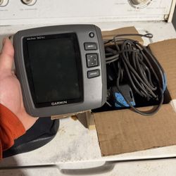 Garmin Fish Finder 