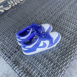 Nike Dunks 