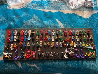 LEGO NINJAGO Minifigure Lot w/ Vehicles & Builds