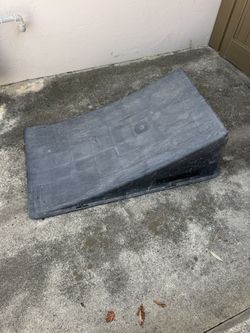 Plastic Ramp / Jump