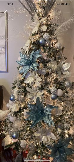 christmas flocked tree 7.5 