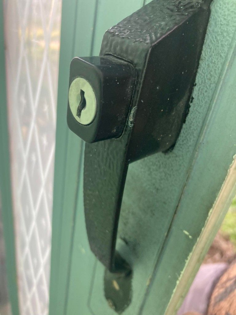 Screen / Glass door 40 for Sale in San Antonio, TX OfferUp