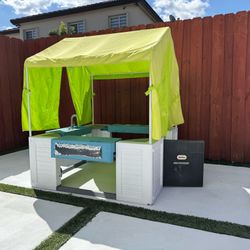 Pretend Farmer’s Market Stand 