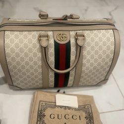 GUCCI SAVOY LARGE DUFFLE BAG