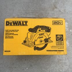 Dewalt Circular Saw (Brand New)