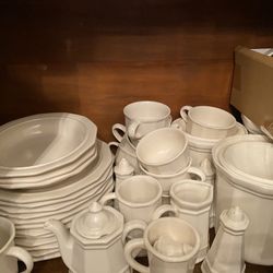 70+ Pfaltzgraff White Heritage Pattern