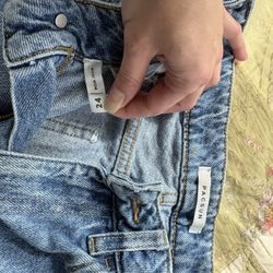 PacSun Medium Wash Mom Jeans Size 24 High Rise Denim