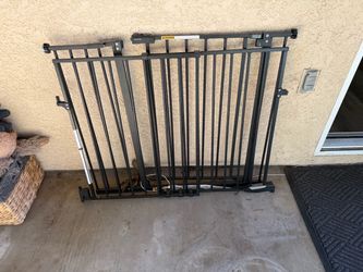Gate