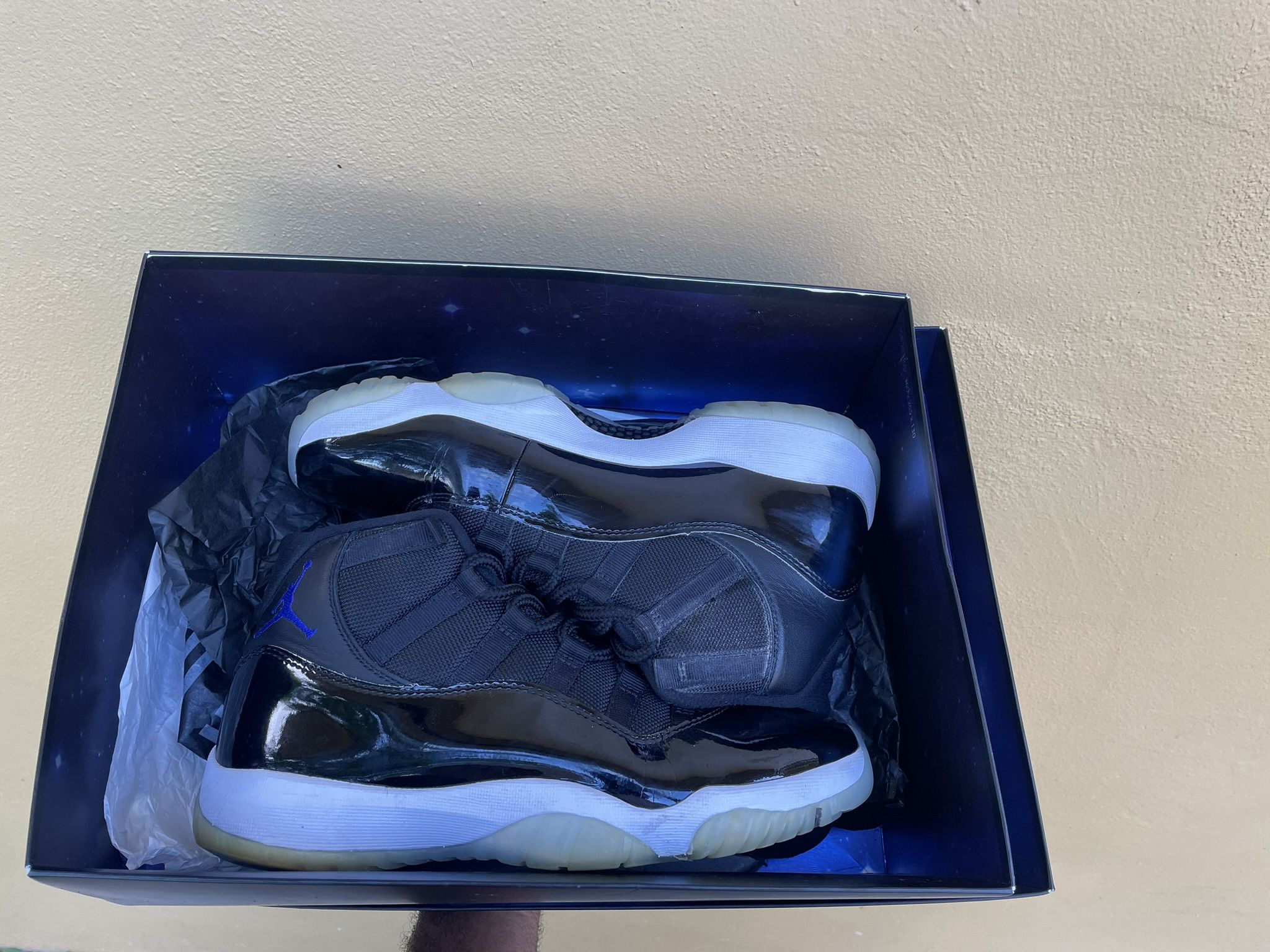 Space Jams 11s Size 9.5