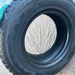 Goodyear Wrangler Tire 245/75R17