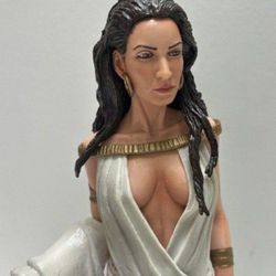 Neca 300 Queen Gorgo 