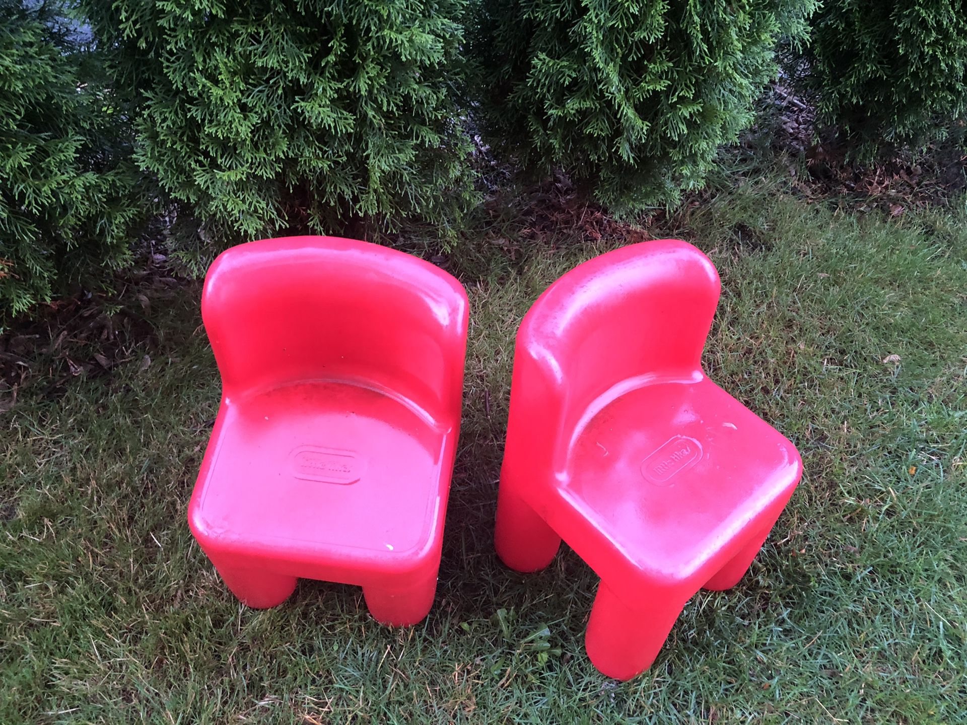 Little tikes red chair for kids