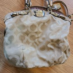 Coach  18650 Madison Signature Satchel Handbag